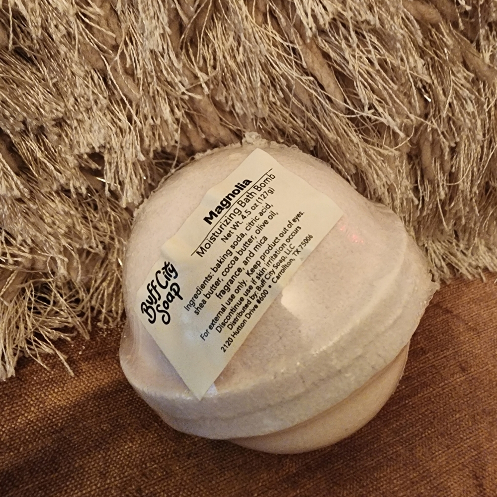Buff City Soap - Magnolia Moisturizing Bath Bomb 4.5 oz